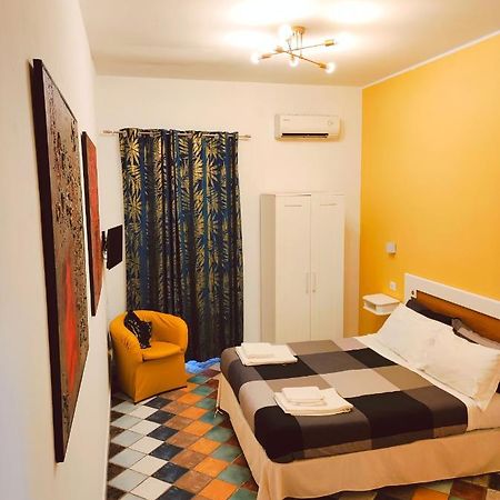 Firenze32 Bed & Breakfast Naples Bilik gambar
