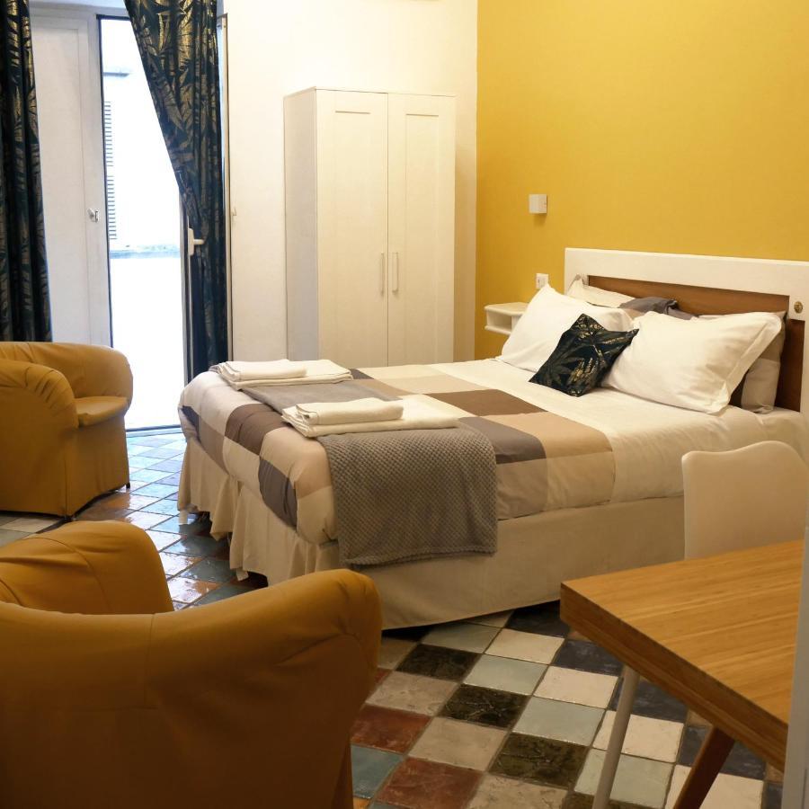 Firenze32 Bed & Breakfast Naples Luaran gambar