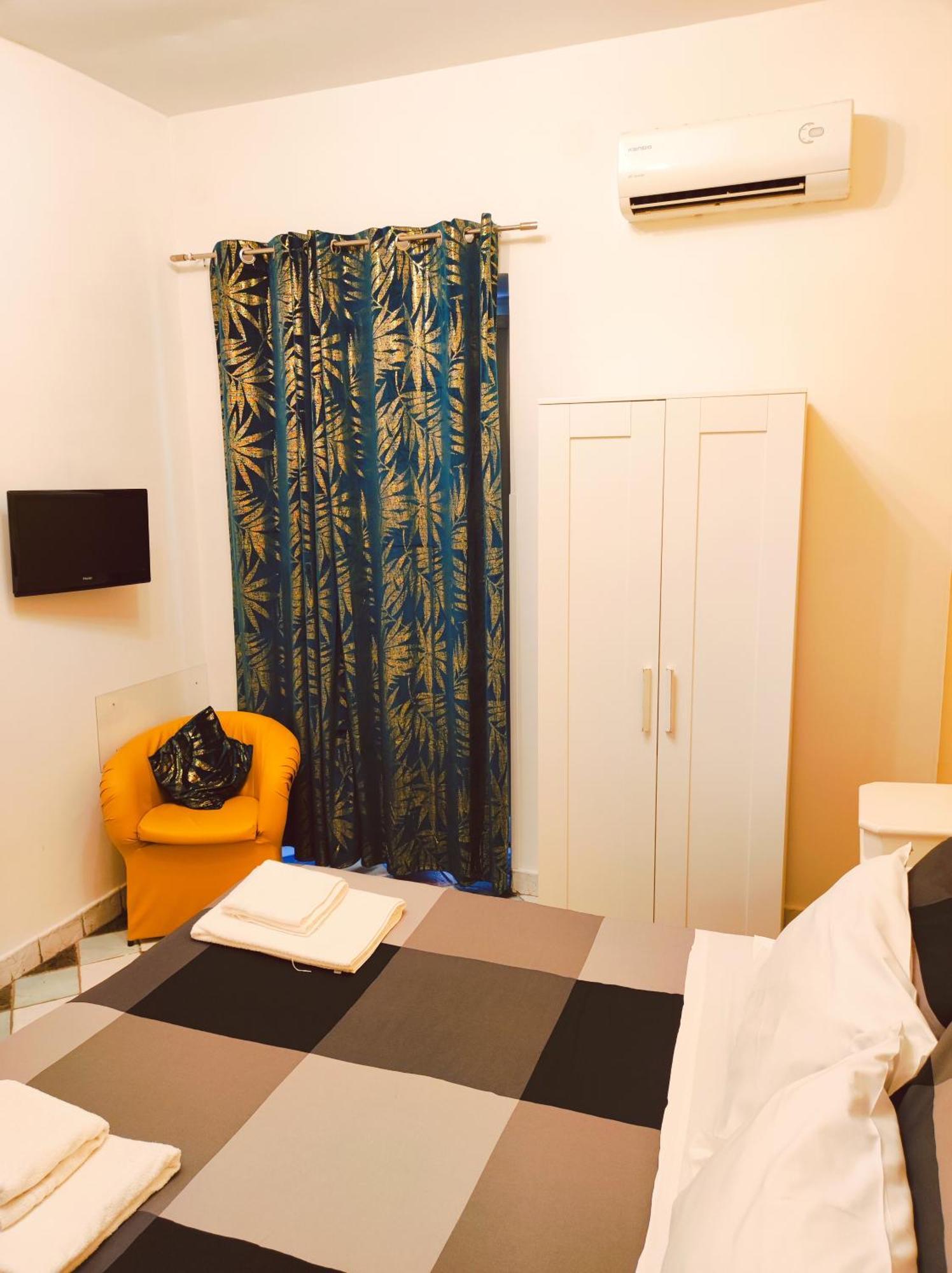 Firenze32 Bed & Breakfast Naples Bilik gambar